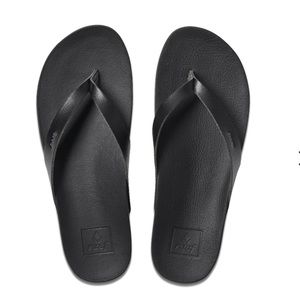 Reef Cushion Black Court Flip Flops